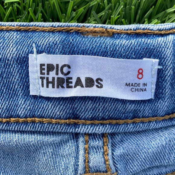 Epic Threads Jean Shorts // Girl’s Size 8 - Picture 2 of 10